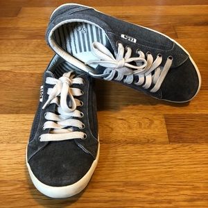 ⭐️Taos Star sneaker ⭐️